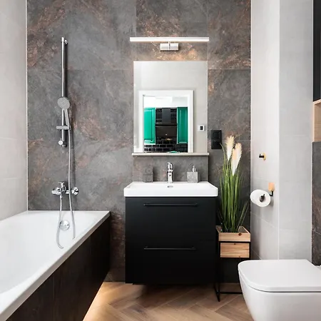 Apartment Of The Kings - Riverside K22 M44
