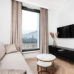 Of The Kings - Riverside K22 M44 Apartament